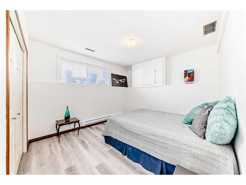 92 Citadel Drive Nw, Calgary, AB - Indoor Photo Showing Bedroom