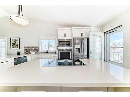 92 Citadel Drive Nw, Calgary, AB - Indoor Photo Showing Kitchen