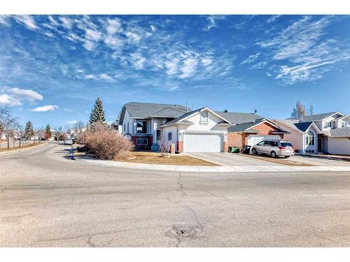 92 Citadel Drive Nw, Calgary, AB - Outdoor With Facade