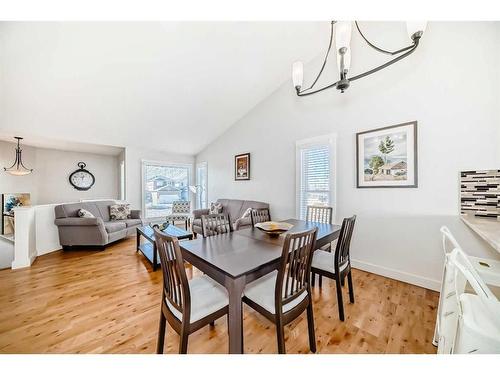 92 Citadel Drive Nw, Calgary, AB - Indoor Photo Showing Dining Room