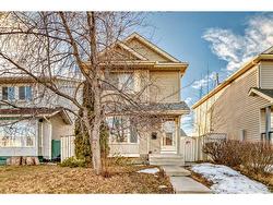 355 falton Drive NE Calgary, AB T3J 2X2