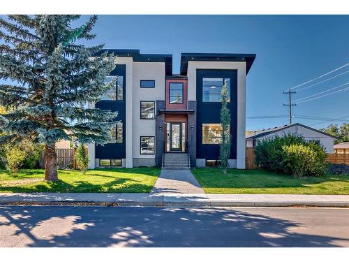 4635 22 Avenue Nw, Calgary, AB - Outdoor With Facade