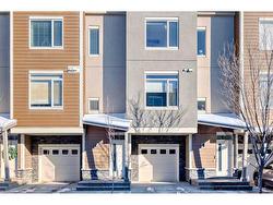 24 Westpark Common SW Calgary, AB T3H 0Y4