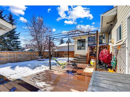 1031 Cannock Place Sw, Calgary, AB - Outdoor