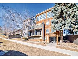 202-410 1 Avenue NE Calgary, AB T2E 0B4