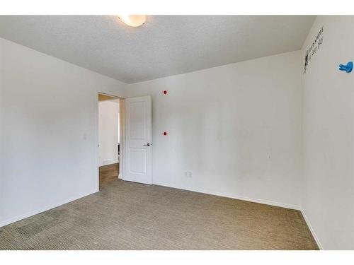 44 West Coach Road Sw, Calgary, AB - Indoor Photo Showing Other Room