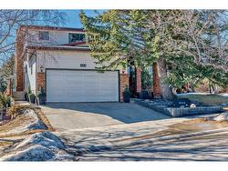 303 Edgehill Drive  Calgary, AB T3A 2S2