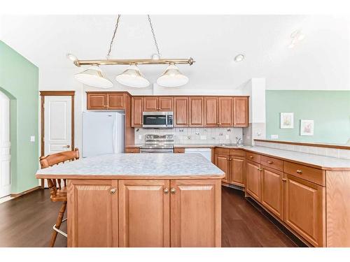 98 West Springs Way Sw, Calgary, AB - Indoor Photo Showing Kitchen