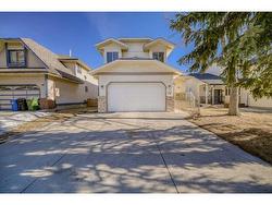 48 Scenic Hill Close NW Calgary, AB T3L 1R3