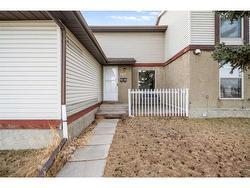 547 Abinger Road NE Calgary, AB T2A 6M4