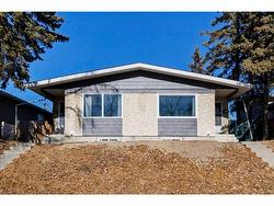 4216 Dalhousie Drive NW Calgary, AB T3A 1A9