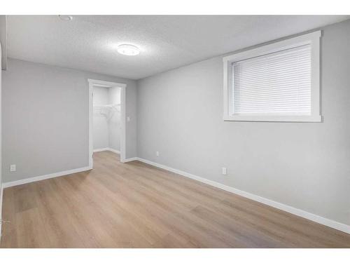 4216 Dalhousie Drive Nw, Calgary, AB - Indoor Photo Showing Other Room