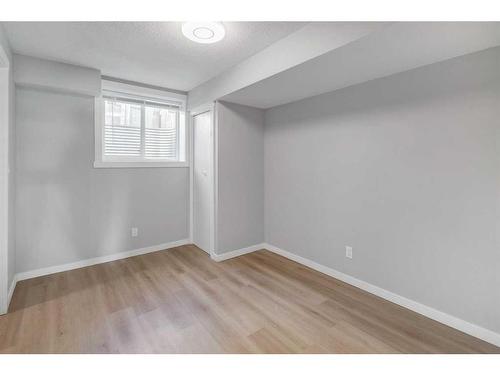 4216 Dalhousie Drive Nw, Calgary, AB - Indoor Photo Showing Other Room