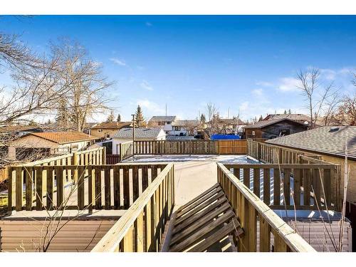 619 Templeside Road Ne, Calgary, AB - Outdoor