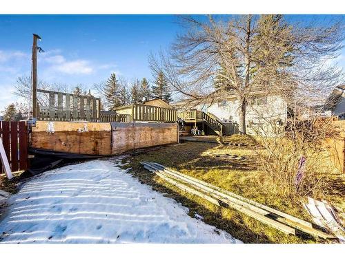 619 Templeside Road Ne, Calgary, AB - Outdoor