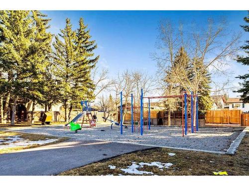 619 Templeside Road Ne, Calgary, AB - Outdoor