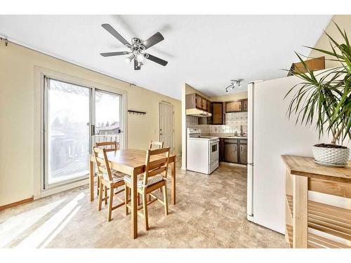 619 Templeside Road Ne, Calgary, AB - Indoor Photo Showing Dining Room