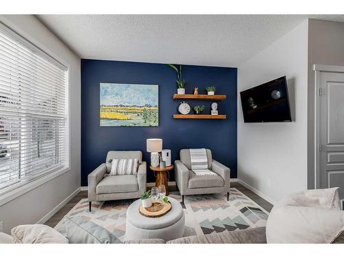 39 Masters Square Se, Calgary, AB - Indoor Photo Showing Other Room