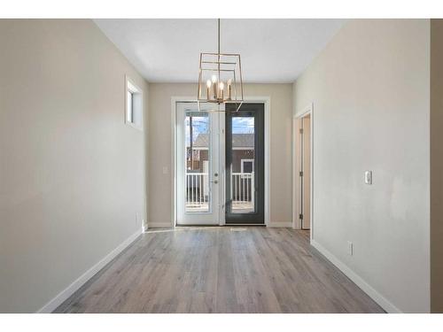 1224 18A Street Ne, Calgary, AB - Indoor Photo Showing Other Room