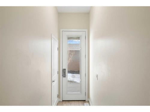 1224 18A Street Ne, Calgary, AB - Indoor Photo Showing Other Room