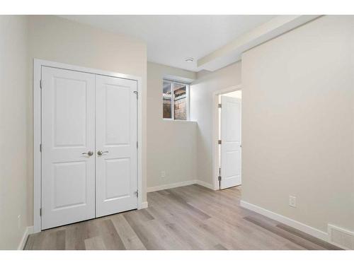 1224 18A Street Ne, Calgary, AB - Indoor Photo Showing Other Room