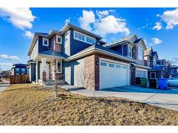 5 Nolanfield Point NW Calgary, AB T3R 0S7