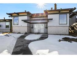 17-333 Braxton Place SW Calgary, AB T2W 2E7