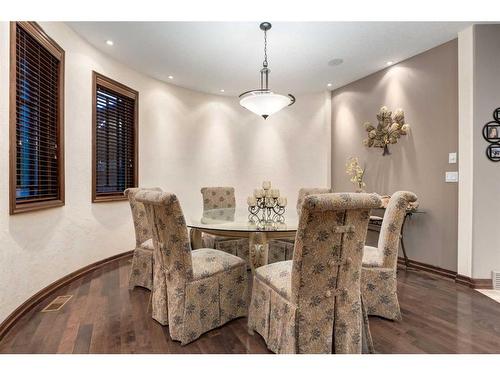 6 Rockcliff Landing Nw, Calgary, AB - Indoor Photo Showing Dining Room