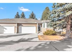 17 Douglasbank Gardens SE Calgary, AB T2Z 2C9