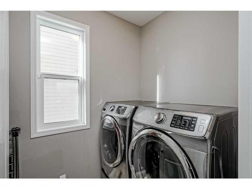 40 Cityscape Crescent Ne, Calgary, AB - Indoor Photo Showing Laundry Room