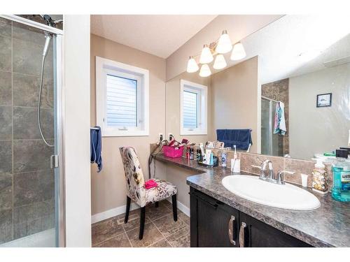 53 Auburn Bay Green Se, Calgary, AB - Indoor Photo Showing Bathroom