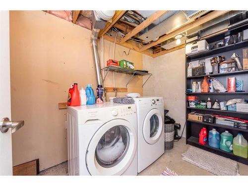 53 Auburn Bay Green Se, Calgary, AB - Indoor Photo Showing Laundry Room