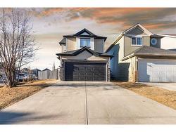 48 Saddleback Way NE Calgary, AB T3J 4K4