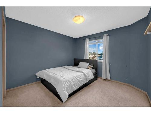 175 Panamount Street Nw, Calgary, AB - Indoor Photo Showing Bedroom