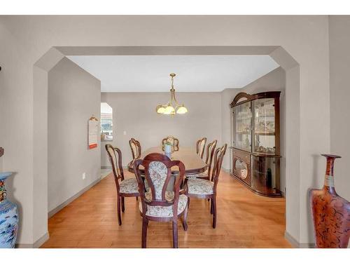 175 Panamount Street Nw, Calgary, AB - Indoor Photo Showing Dining Room