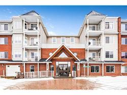 426-8 Prestwick Pond Terrace SE Calgary, AB T2Z 4P3