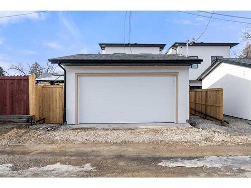 536 35 Street Nw, Calgary, AB - Outdoor