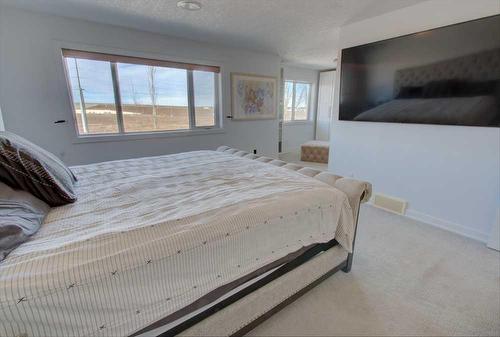 178 Autumn Circle Se, Calgary, AB - Indoor Photo Showing Bedroom