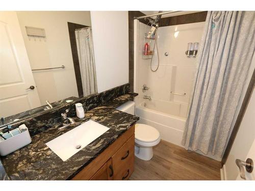 178 Autumn Circle Se, Calgary, AB - Indoor Photo Showing Bathroom