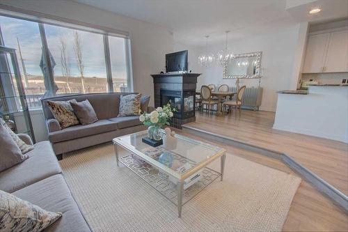 178 Autumn Circle Se, Calgary, AB - Indoor Photo Showing Living Room