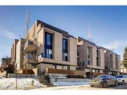 303-2905 16 Street SW Calgary, AB T2T 4G5