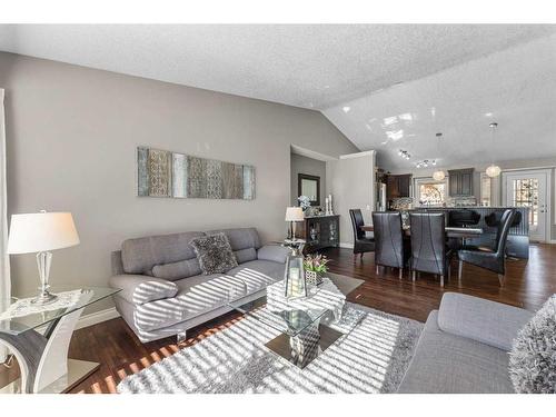 20 Sun Harbour Close Se, Calgary, AB - Indoor Photo Showing Living Room