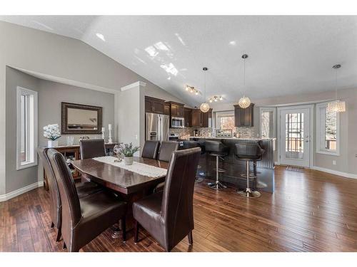 20 Sun Harbour Close Se, Calgary, AB - Indoor Photo Showing Dining Room