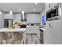 28 Magnolia Mount SE Calgary, AB T3M 2W6