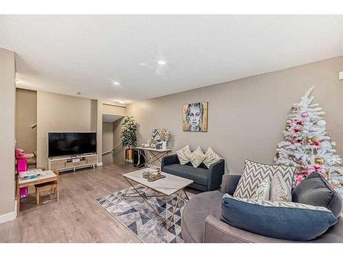 811 Skyview Ranch Grove Ne, Calgary, AB - Indoor Photo Showing Living Room