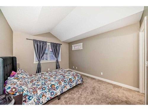 811 Skyview Ranch Grove Ne, Calgary, AB - Indoor Photo Showing Bedroom