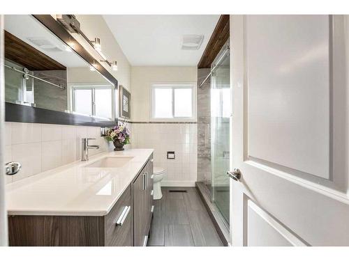 1203 Mackid Road Ne, Calgary, AB - Indoor Photo Showing Bathroom