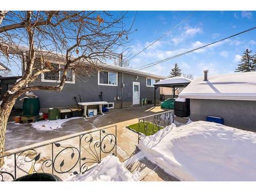 1203 Mackid Road Ne, Calgary, AB - Outdoor