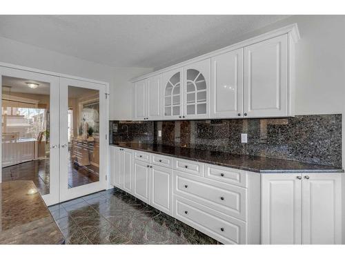 218 Coral Keys Court Ne, Calgary, AB - Indoor Photo Showing Kitchen