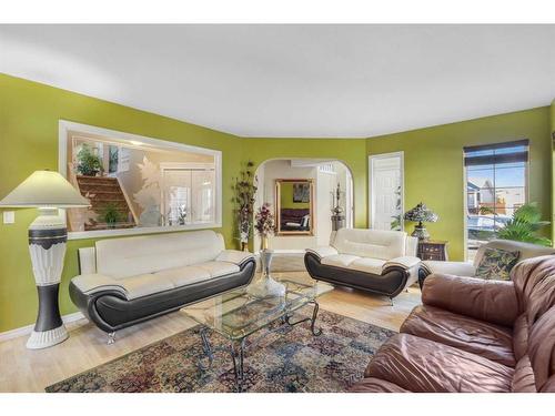 218 Coral Keys Court Ne, Calgary, AB -  Photo Showing Living Room